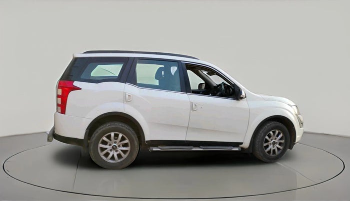 2017 Mahindra XUV500 W10 AT, Diesel, Automatic, 1,45,145 km, exterior