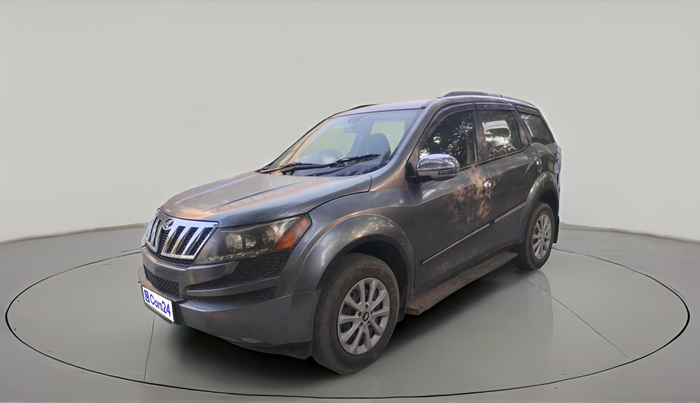 2014 Mahindra XUV500 W6, Diesel, Manual, 1,45,876 km, exterior