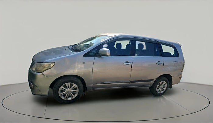2015 Toyota Innova 2.5 GX 7 STR, Diesel, Manual, 2,44,074 km, exterior