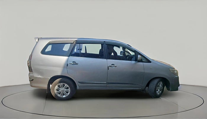 2015 Toyota Innova 2.5 GX 7 STR, Diesel, Manual, 2,44,074 km, exterior