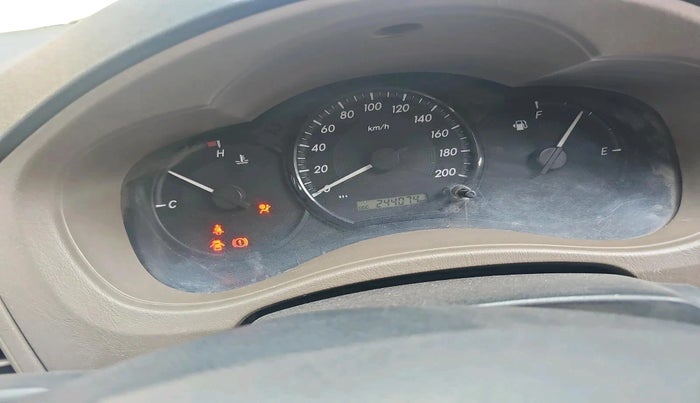 2015 Toyota Innova 2.5 GX 7 STR, Diesel, Manual, 2,44,074 km, interior