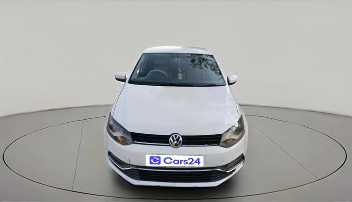2015 Volkswagen Polo COMFORTLINE 1.2L, Petrol, Manual, 1,29,576 km, exterior