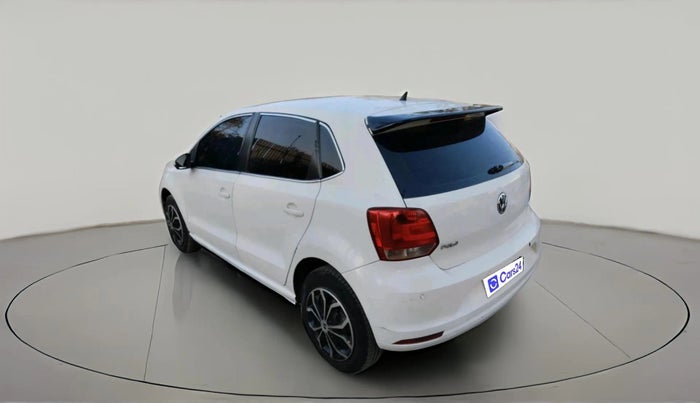 2015 Volkswagen Polo COMFORTLINE 1.2L, Petrol, Manual, 1,29,576 km, exterior