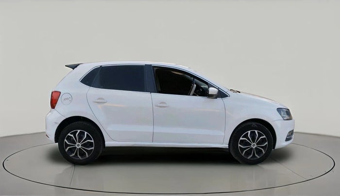 2015 Volkswagen Polo COMFORTLINE 1.2L, Petrol, Manual, 1,29,576 km, exterior