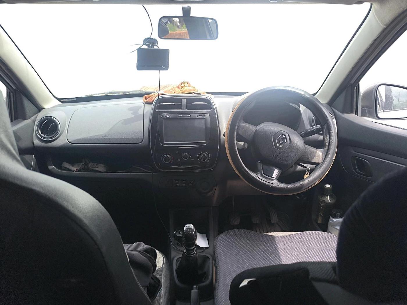 2016 Renault Kwid RXT 1.0, Petrol, Manual, 47,599 km, interior