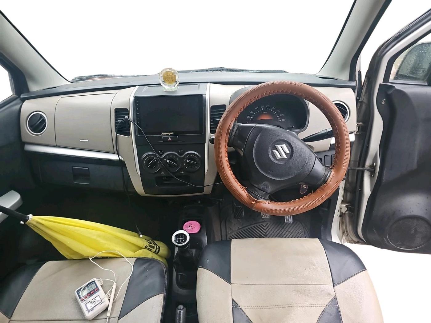 2014 Maruti Wagon R 1.0 LXI CNG, CNG, Manual, 96,670 km, interior