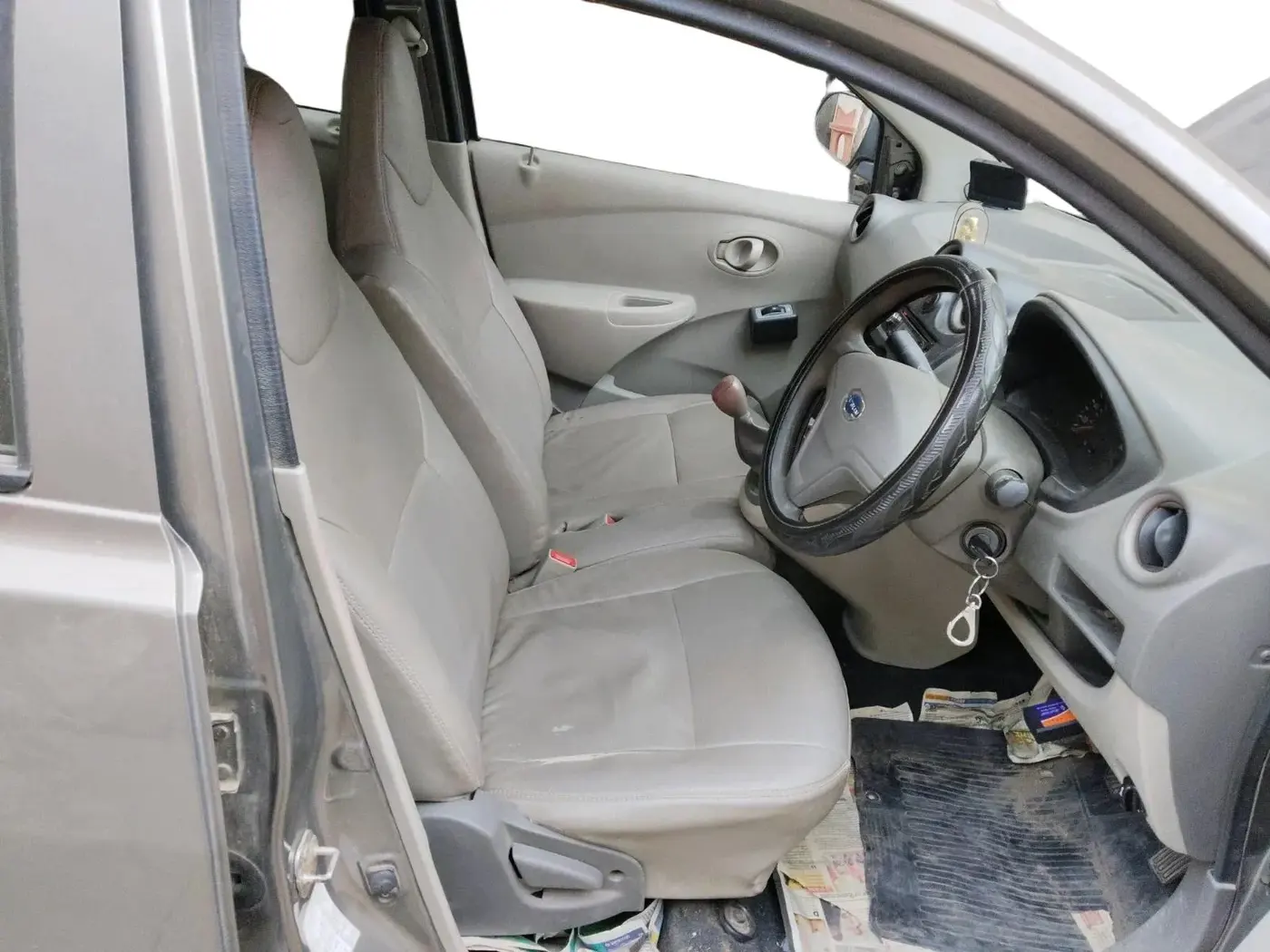 2016 Datsun Go A EPS, Petrol, Manual, 84,180 km, interior