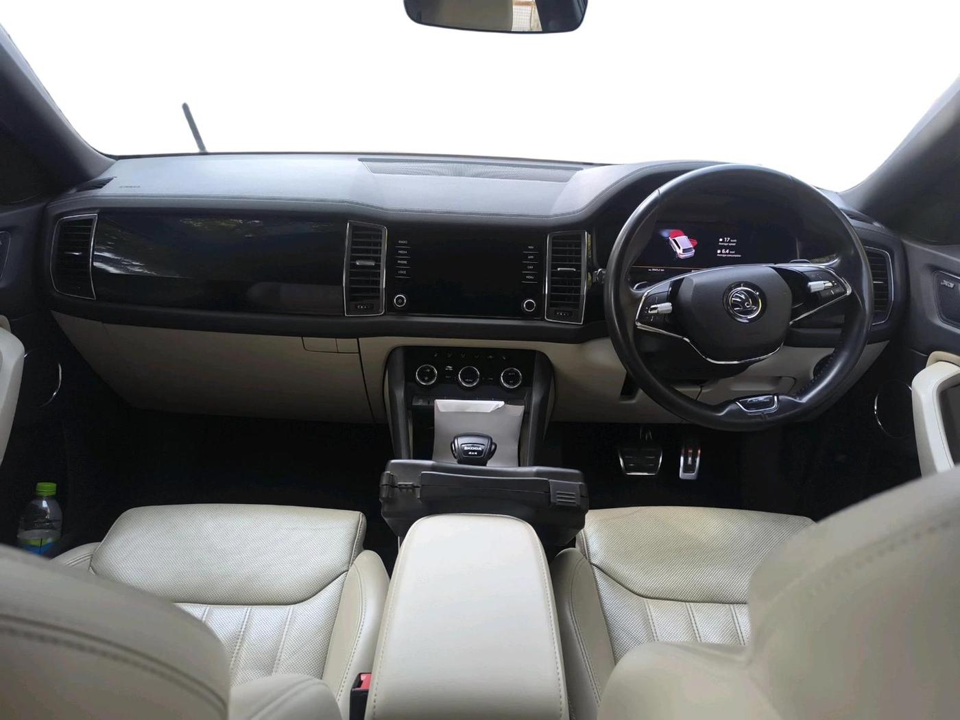 2022 Skoda Kodiaq L&K, Petrol, Automatic, 80,365 km, interior