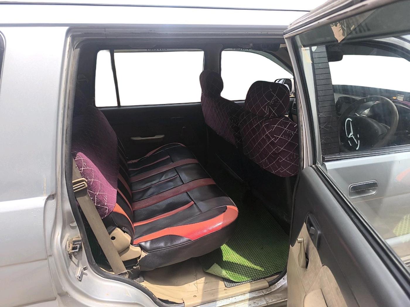 2012 Chevrolet Tavera NEO 3 LS 10 STR BS III, Diesel, Manual, 2,95,587 km, interior