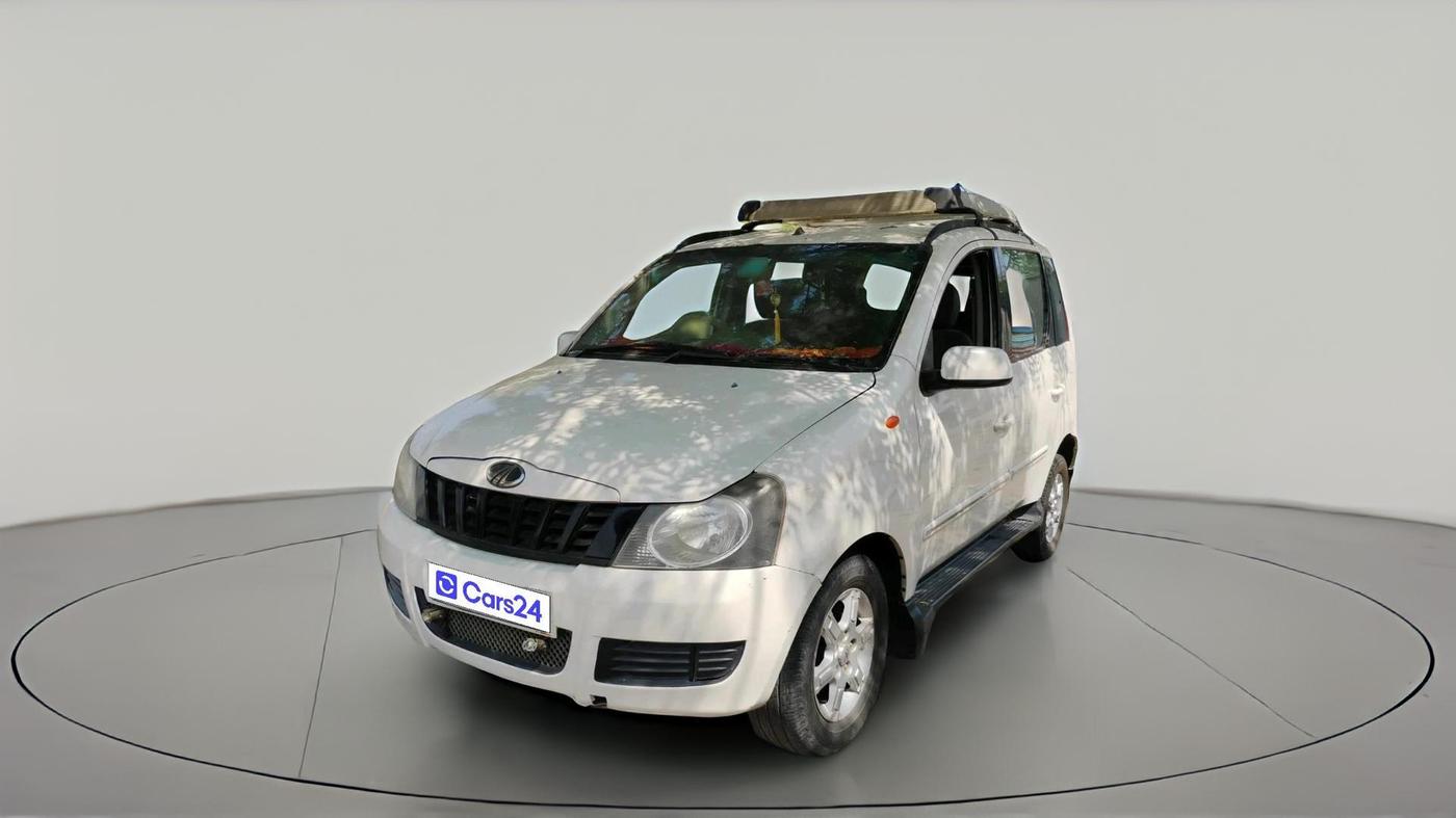2015 Mahindra Quanto C8, Diesel, Manual, 1,25,537 km, exterior