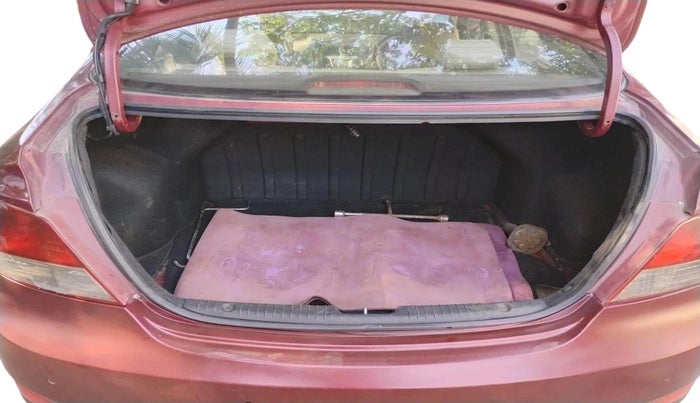 2014 Hyundai Verna FLUIDIC 1.6 CRDI SX, Diesel, Manual, 98,722 km, exterior