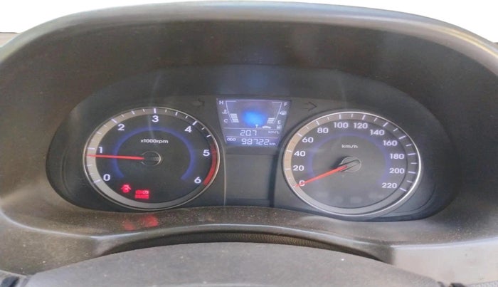 2014 Hyundai Verna FLUIDIC 1.6 CRDI SX, Diesel, Manual, 98,722 km, interior