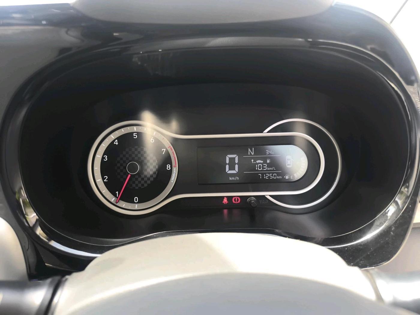 2020 Hyundai GRAND I10 NIOS SPORTZ AMT 1.2 KAPPA VTVT, Petrol, Automatic, 71,250 km, interior