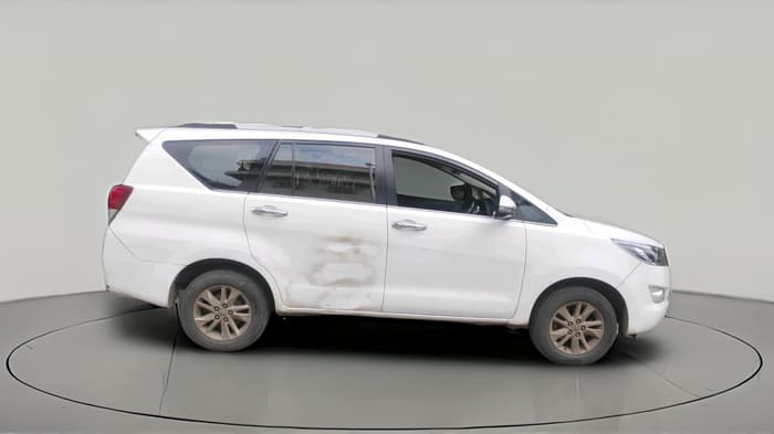 2018 Toyota Innova Crysta 2.4 VX 8 STR, Diesel, Manual, 2,24,482 km, exterior
