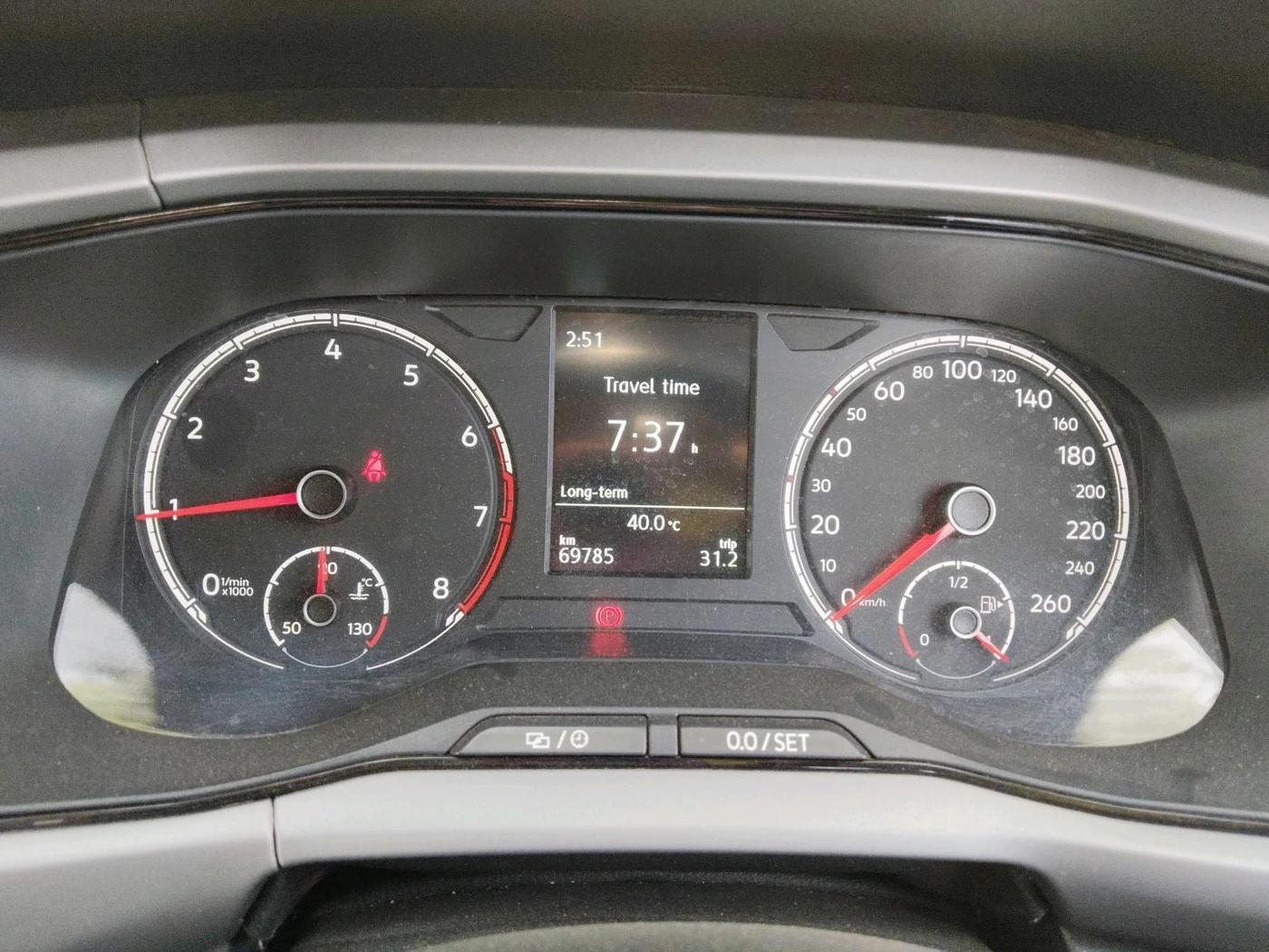 2022 Volkswagen TAIGUN HIGHLINE 1.0 TSI MT, Petrol, Manual, 69,785 km, interior
