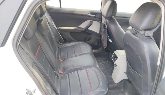 2022 Volkswagen TAIGUN HIGHLINE 1.0 TSI MT, Petrol, Manual, 69,785 km, interior