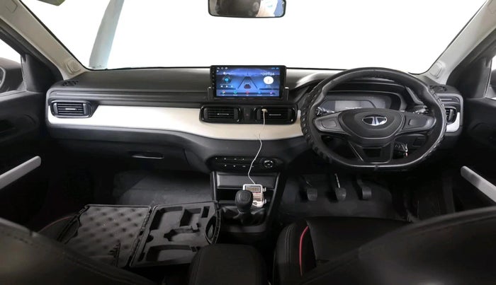 2024 Tata PUNCH PURE MT CNG, CNG, Manual, 38,534 km, interior