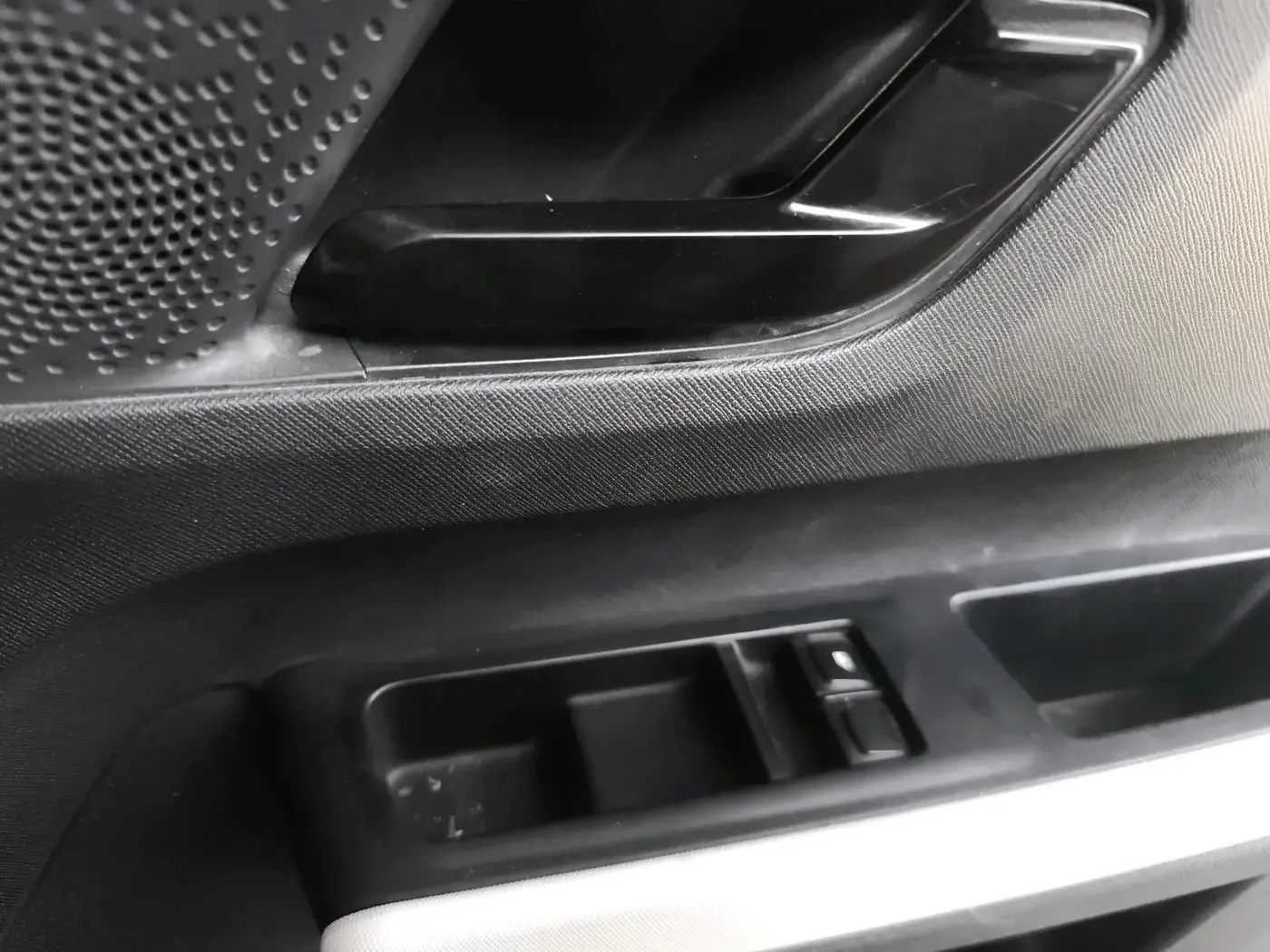 2024 Tata PUNCH PURE MT CNG, CNG, Manual, 38,534 km, interior