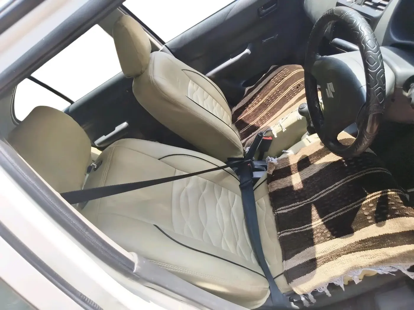 2017 Maruti Swift Dzire LDI, Diesel, Manual, 2,36,948 km, interior