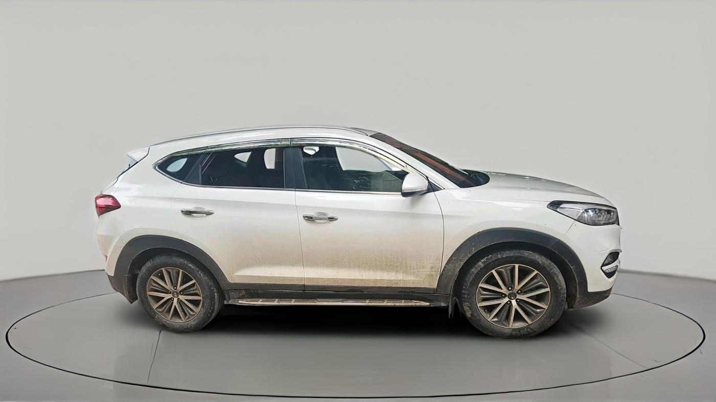 2017 Hyundai Tucson GLS 2WD AT DIESEL, Diesel, Automatic, 1,37,821 km, exterior