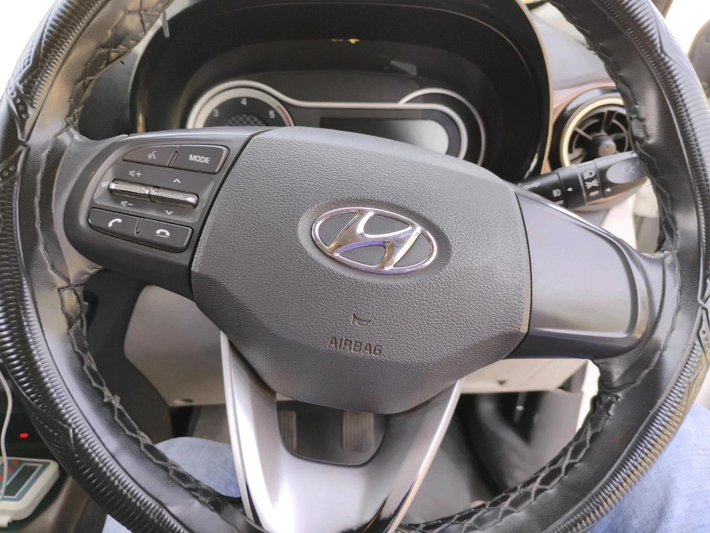 2020 Hyundai AURA SX 1.2 (O) CRDI, Diesel, Manual, 1,43,367 km, interior