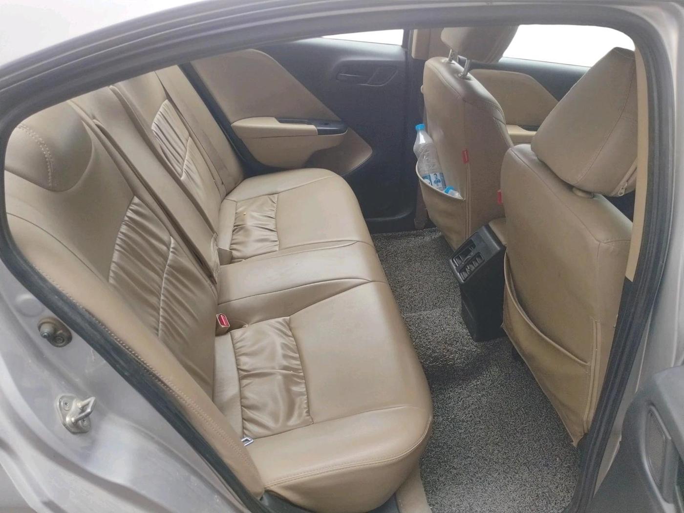 2014 Honda City 1.5L I-DTEC SV, Diesel, Manual, 1,44,806 km, interior