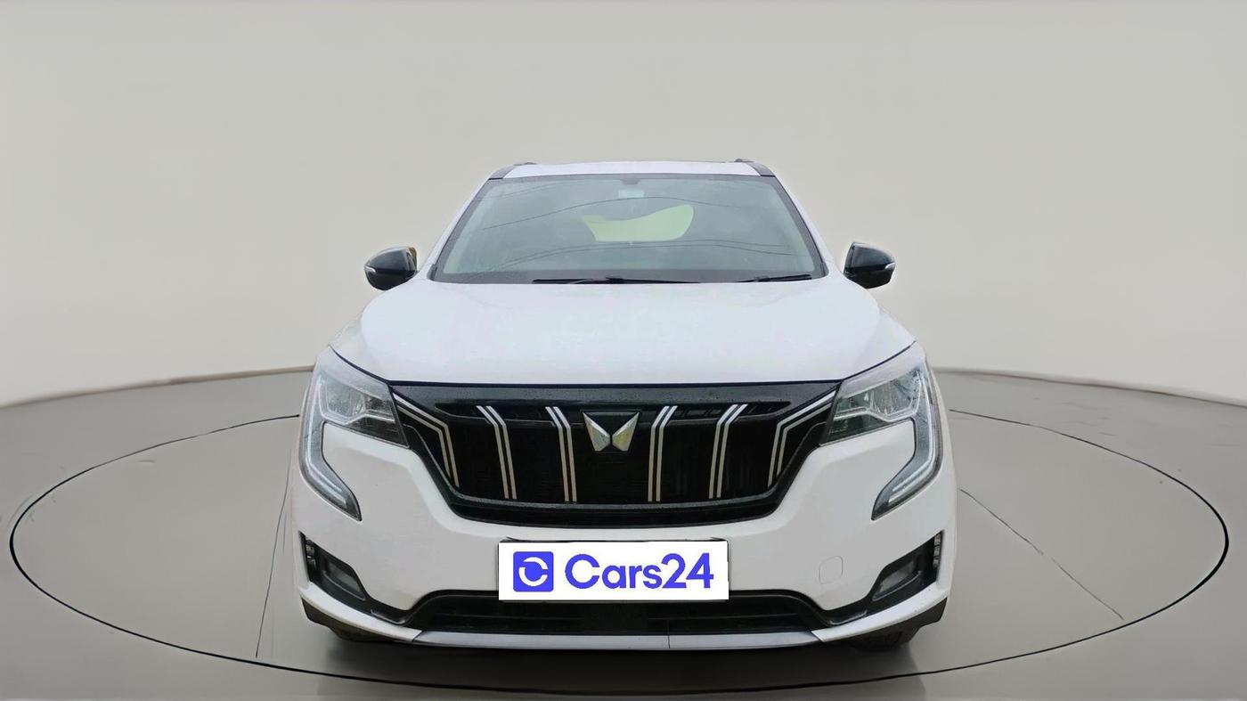 2025 Mahindra XUV700 AX 5 D MT 7 STR, Diesel, Manual, 46,701 km, exterior