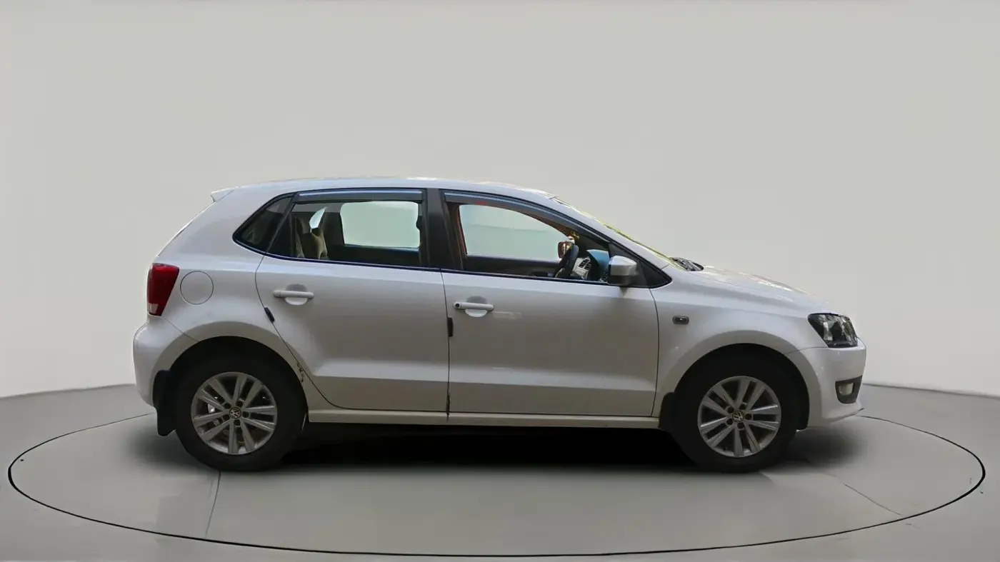 2012 Volkswagen Polo HIGHLINE DIESEL, Diesel, Manual, 2,16,455 km, exterior
