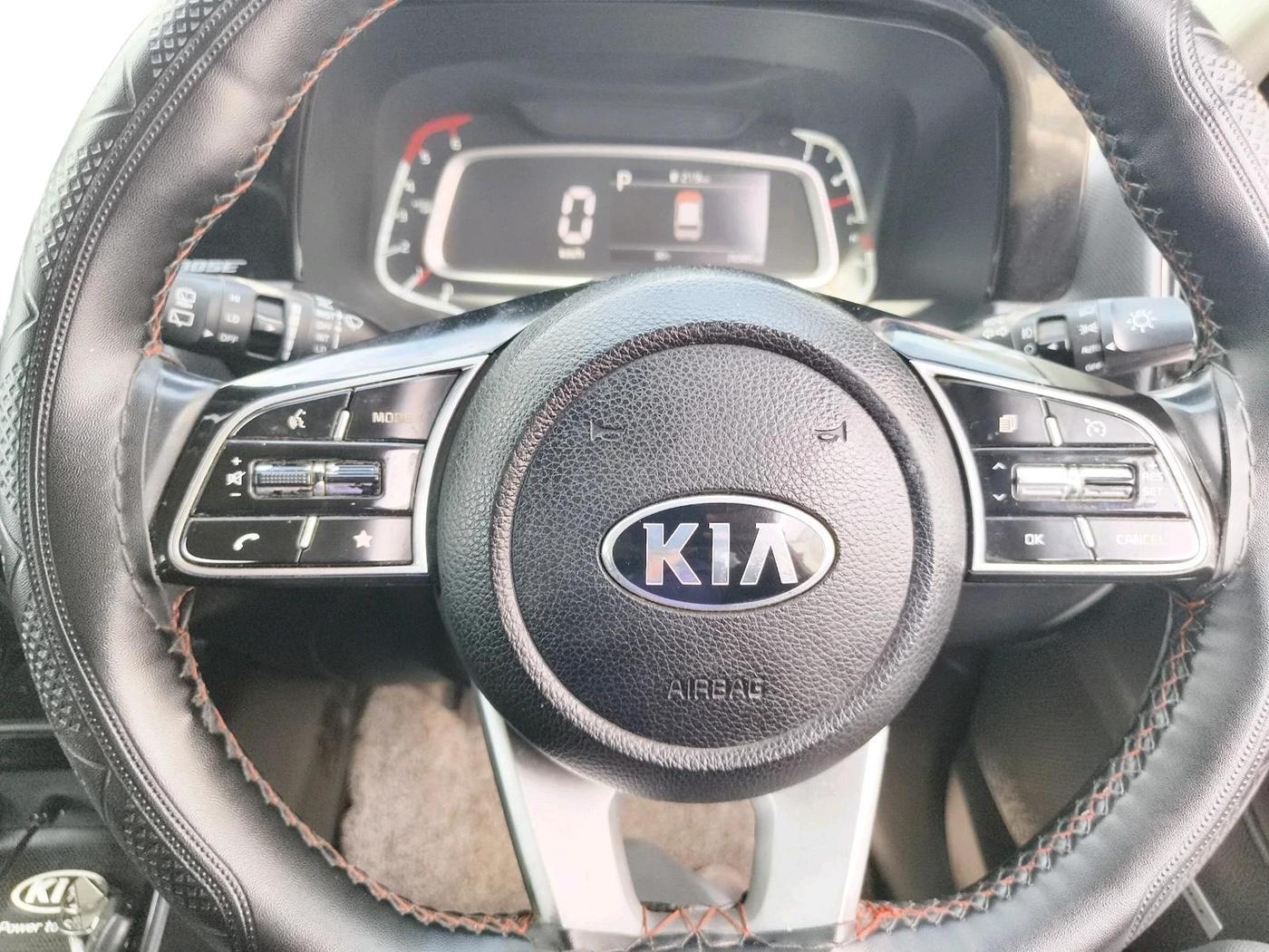 2020 KIA SONET GTX PLUS 1.5 AT, Diesel, Automatic, 76,985 km, interior