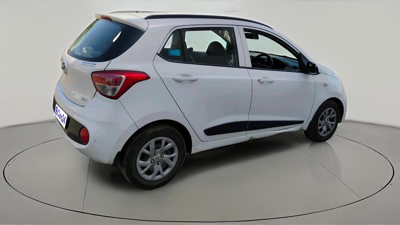 2020 Hyundai Grand i10 MAGNA 1.2 KAPPA VTVT, Petrol, Manual, 1,23,456 km, exterior