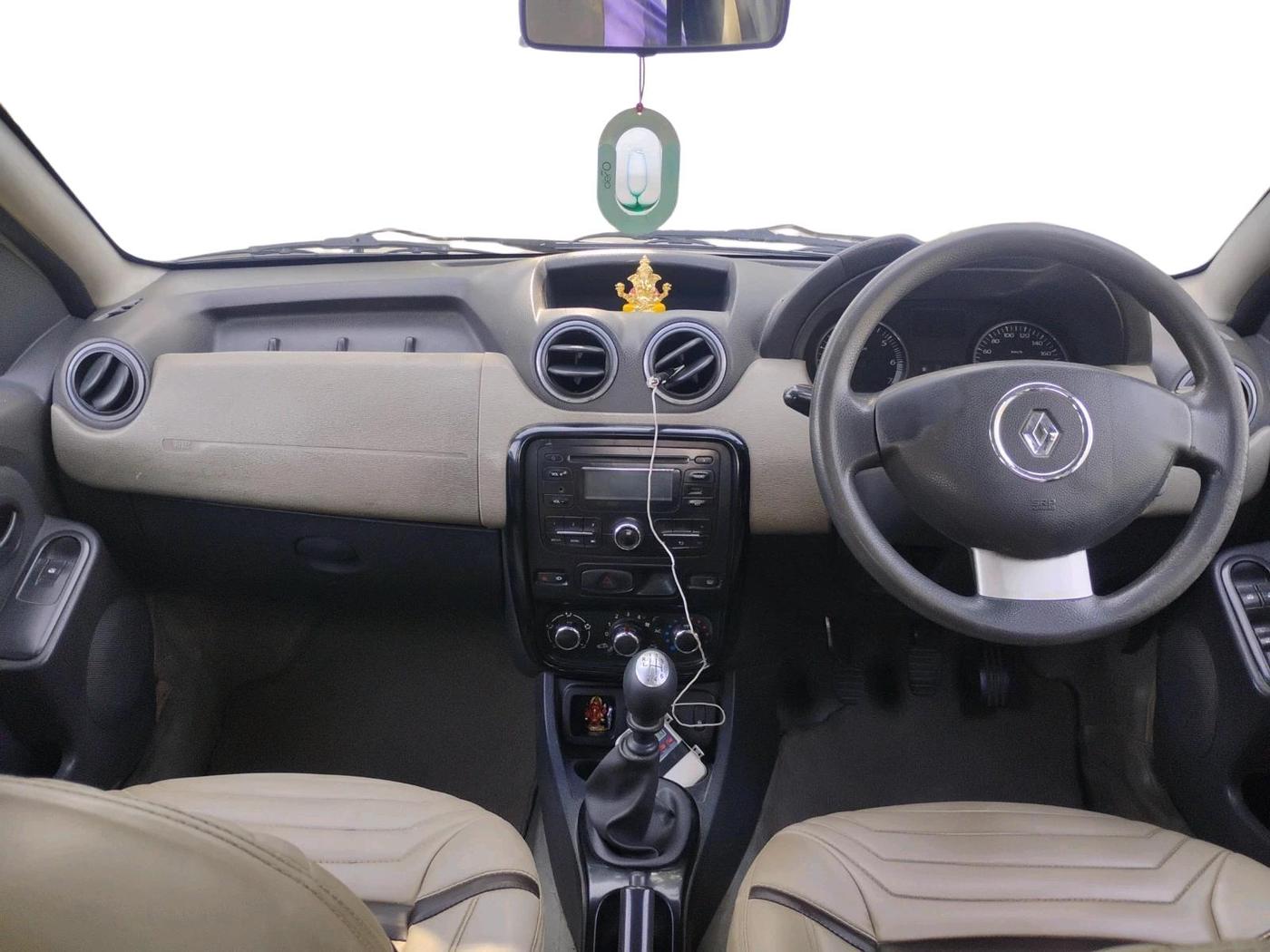 2013 Renault Duster 110 PS RXL DIESEL, Diesel, Manual, 2,50,292 km, interior