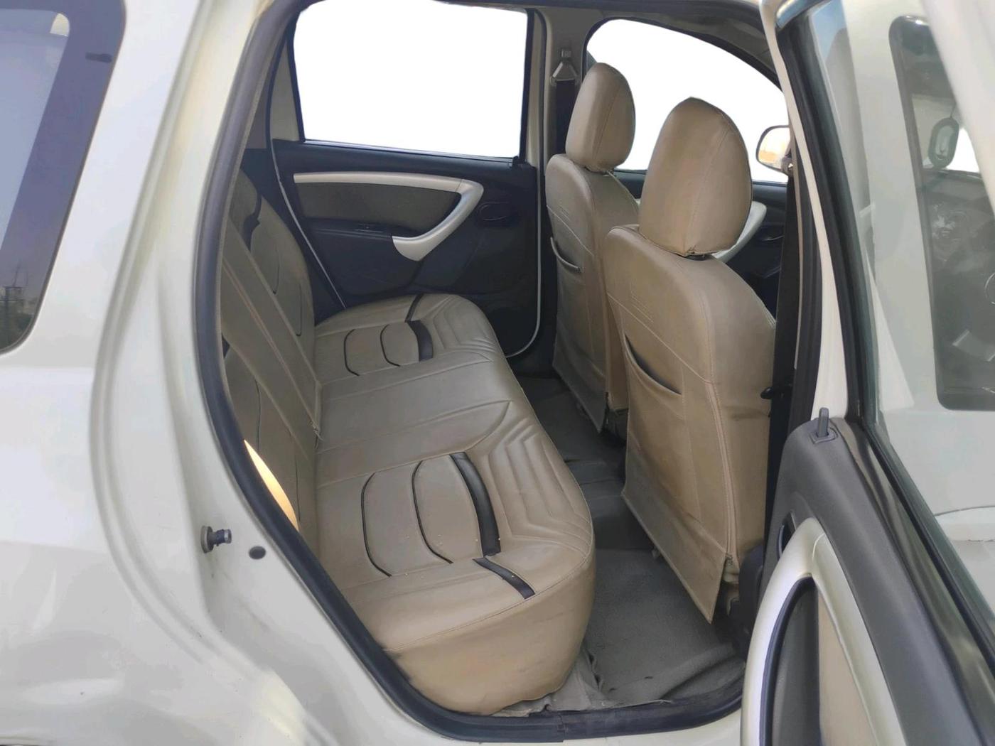 2013 Renault Duster 110 PS RXL DIESEL, Diesel, Manual, 2,50,292 km, interior