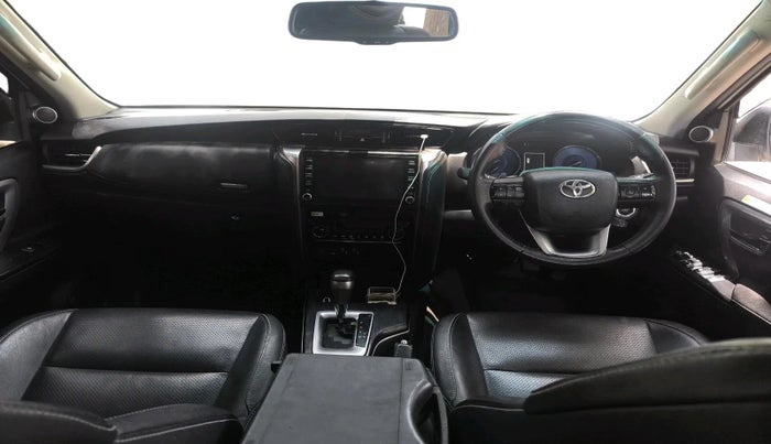 2024 Toyota Fortuner 4X2 AT 2.8 DIESEL, Diesel, Automatic, 78,773 km, interior