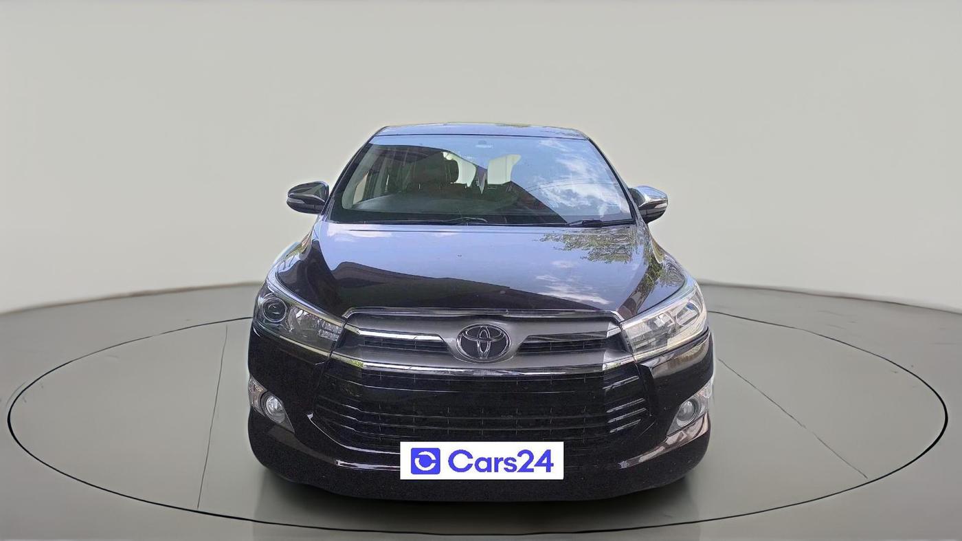 2016 Toyota Innova Crysta 2.8 ZX AT 7 STR, Diesel, Automatic, 2,91,418 km, exterior