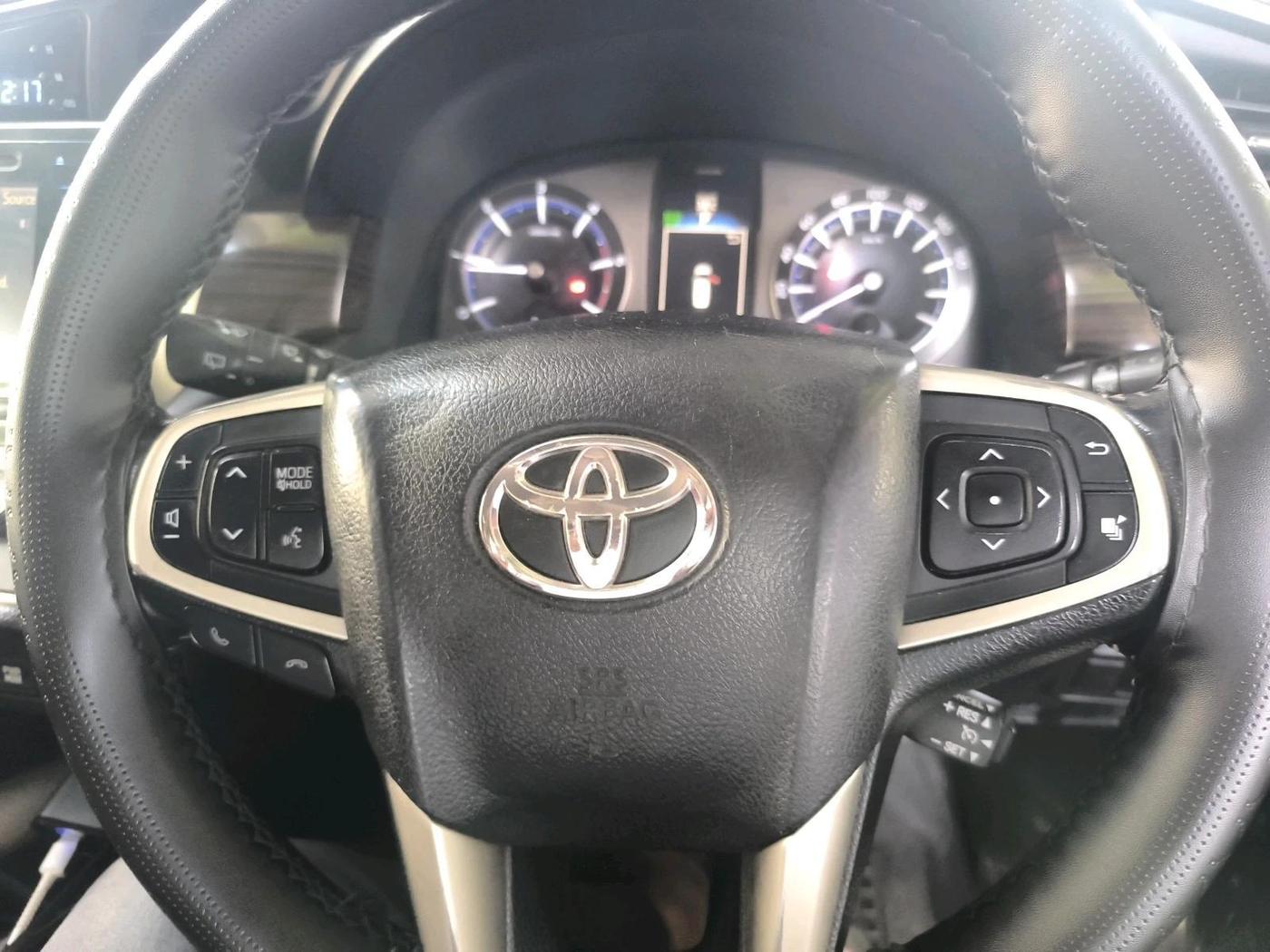 2016 Toyota Innova Crysta 2.8 ZX AT 7 STR, Diesel, Automatic, 2,91,418 km, interior