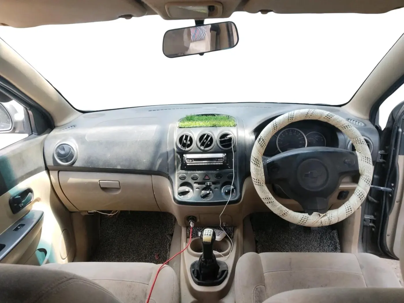 2013 Chevrolet Enjoy 1.3 LS 8 STR, Diesel, Manual, 1,32,519 km, interior