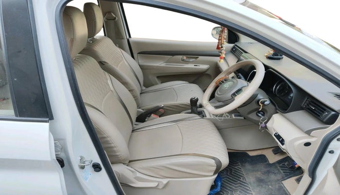 2024 Toyota RUMION S CNG , CNG, Manual, 39,315 km, interior