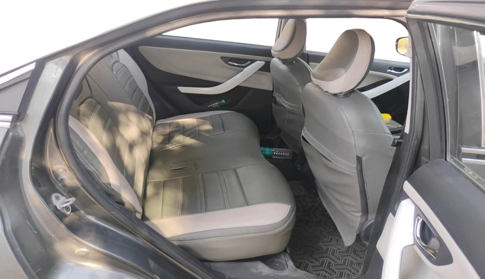 2023 Tata NEXON CREATIVE + SUNROOF 1.5 DIESEL, Diesel, Manual, 92,634 km, interior