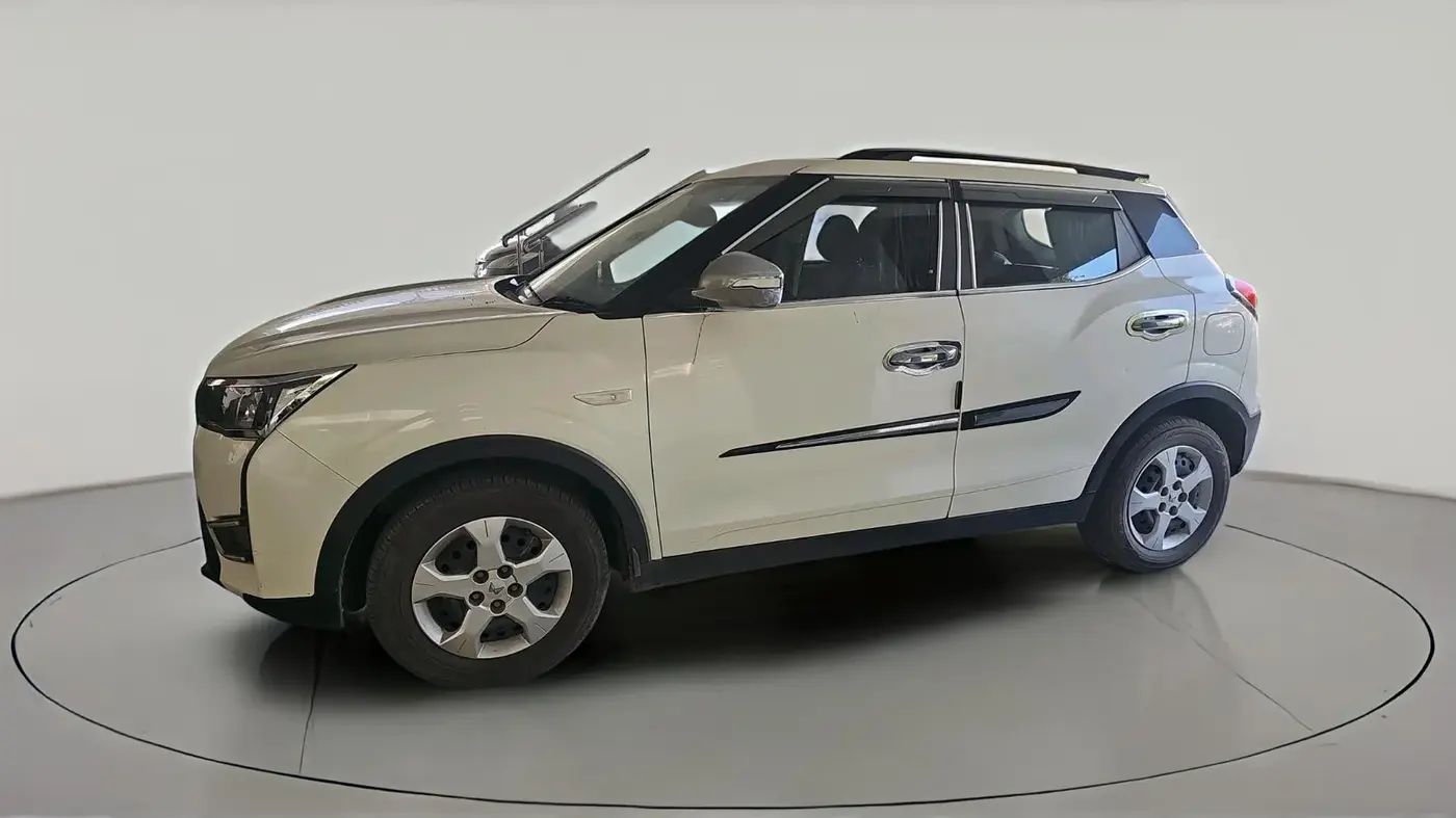 2023 Mahindra XUV300 W6 1.5 Sunroof Diesel, Diesel, Manual, 93,153 km, exterior