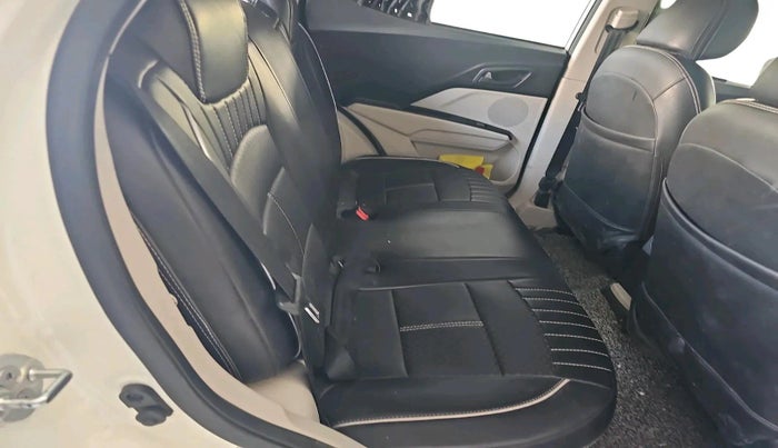 2023 Mahindra XUV300 W6 1.5 Sunroof Diesel, Diesel, Manual, 93,153 km, interior