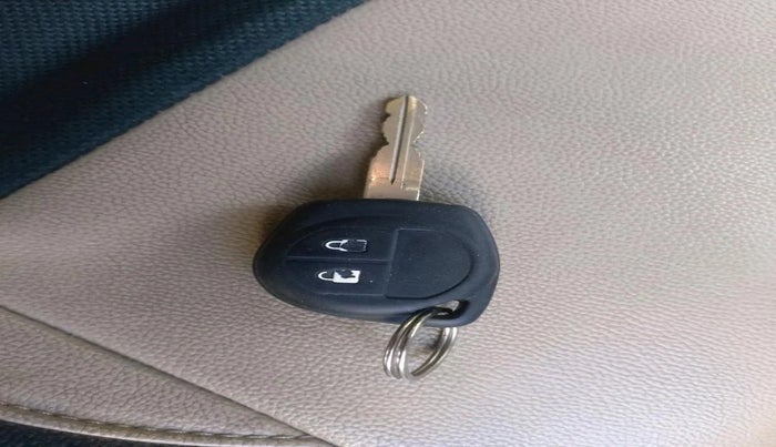 2013 Maruti Swift Dzire VXI, Petrol, Manual, 59,557 km, interior