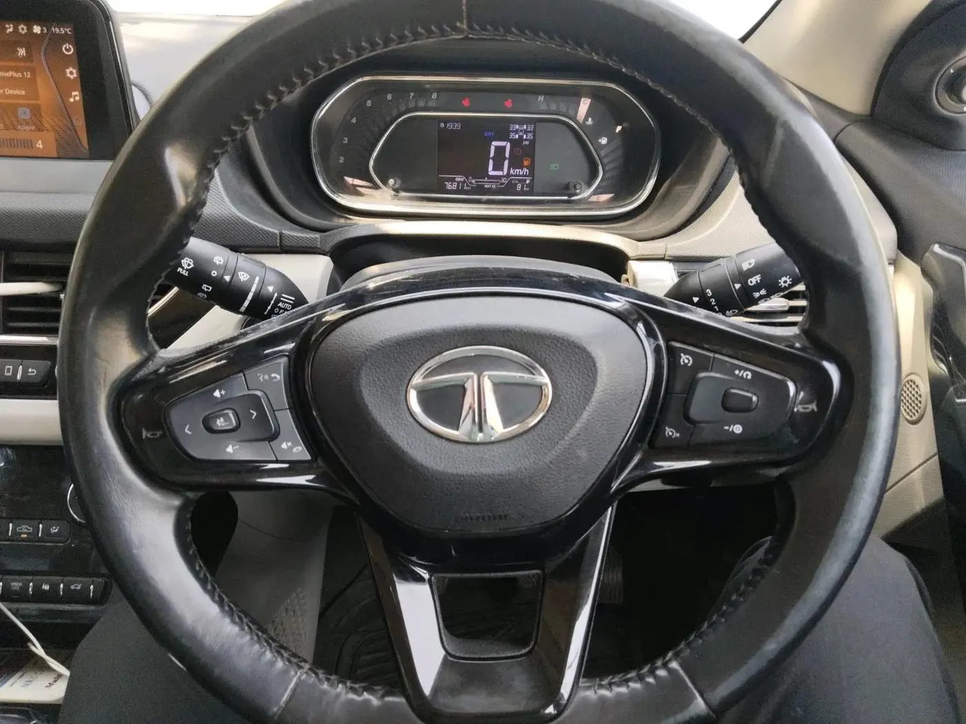 2021 Tata NEXON XZ PLUS PETROL SUNROOF, Petrol, Manual, 76,811 km, interior