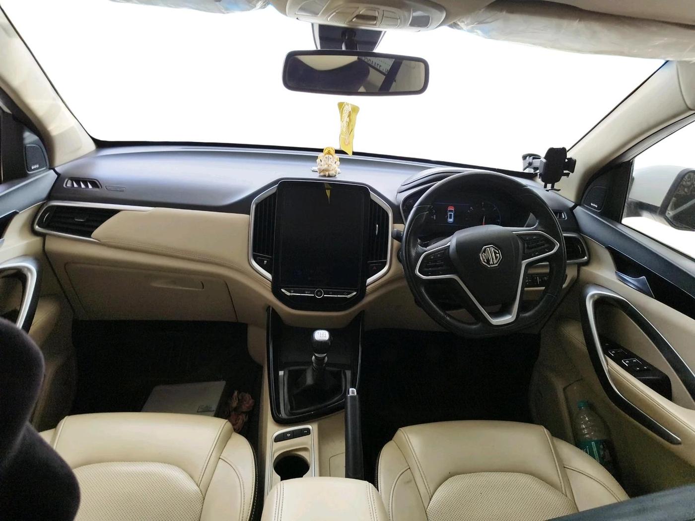 2022 MG HECTOR SHARP 2.0 DIESEL, Diesel, Manual, 1,19,502 km, interior
