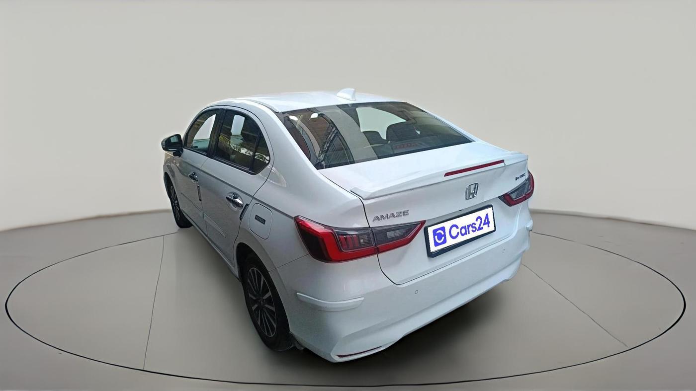 2026 Honda Amaze ZX 1.2 Petrol CVT, Petrol, Automatic, 3,447 km, exterior