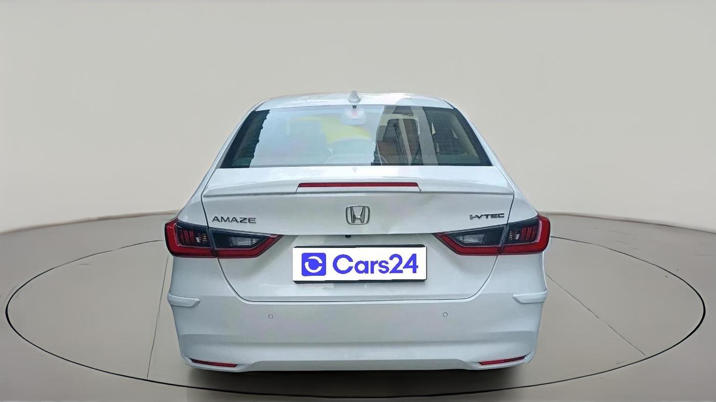 2026 Honda Amaze ZX 1.2 Petrol CVT, Petrol, Automatic, 3,447 km, exterior