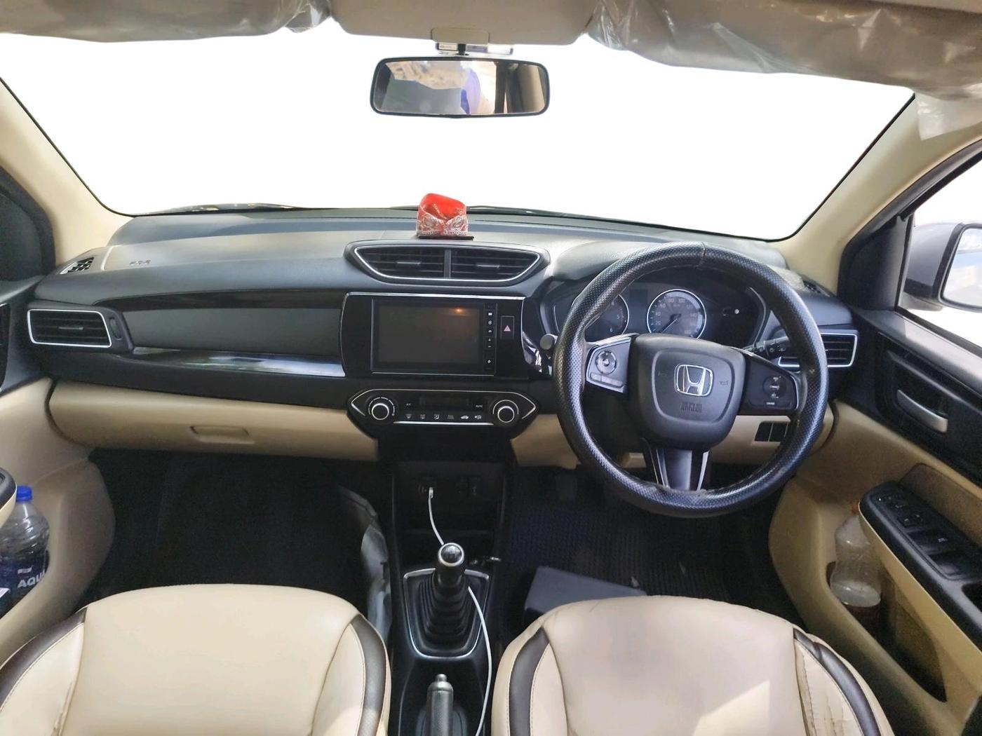 2019 Honda Amaze 1.5L I-DTEC VX, Diesel, Manual, 1,43,602 km, interior