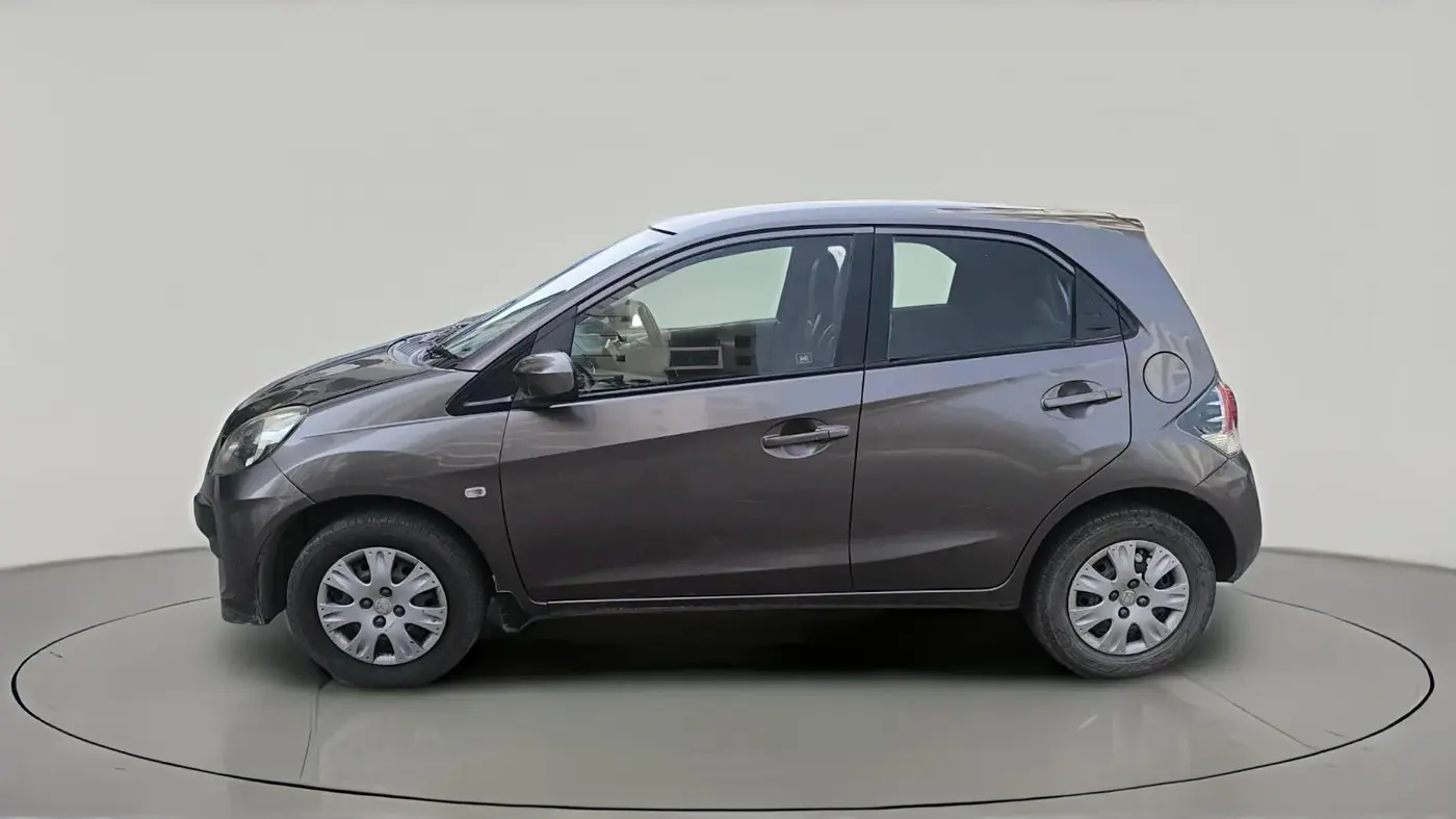 2013 Honda Brio S MT, CNG, Manual, 2,26,111 km, exterior