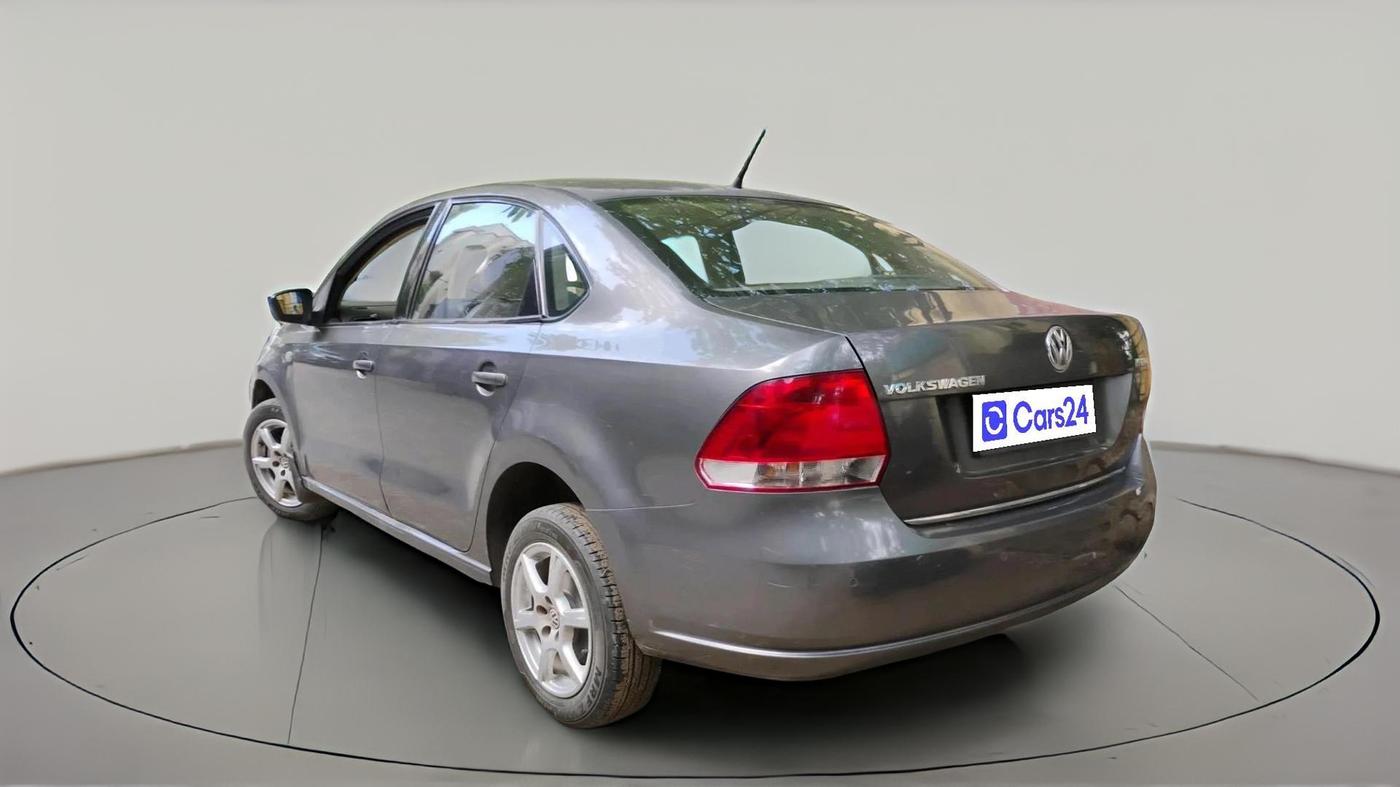 2013 Volkswagen Vento HIGHLINE 1.6 MPI, Petrol, Manual, 83,814 km, exterior