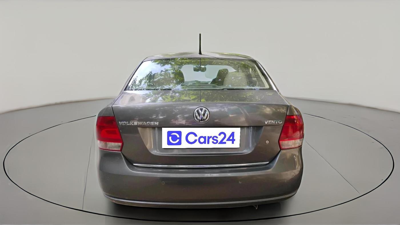 2013 Volkswagen Vento HIGHLINE 1.6 MPI, Petrol, Manual, 83,814 km, exterior