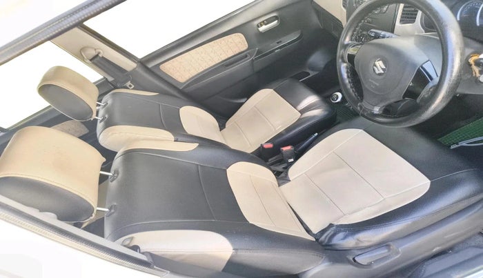 2017 Maruti Wagon R 1.0 VXI OPT, Petrol, Manual, 72,101 km, interior